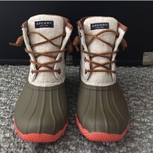 Sperry Saltwater Duck Boots 🦆
